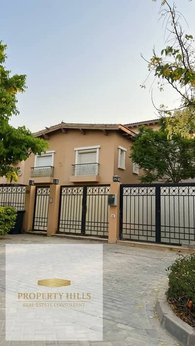 Rare Opportunity: 4-Bedroom Villa for Sale in Hyde Park with a Stunning View, Complete Privacy, and an Exceptional Price