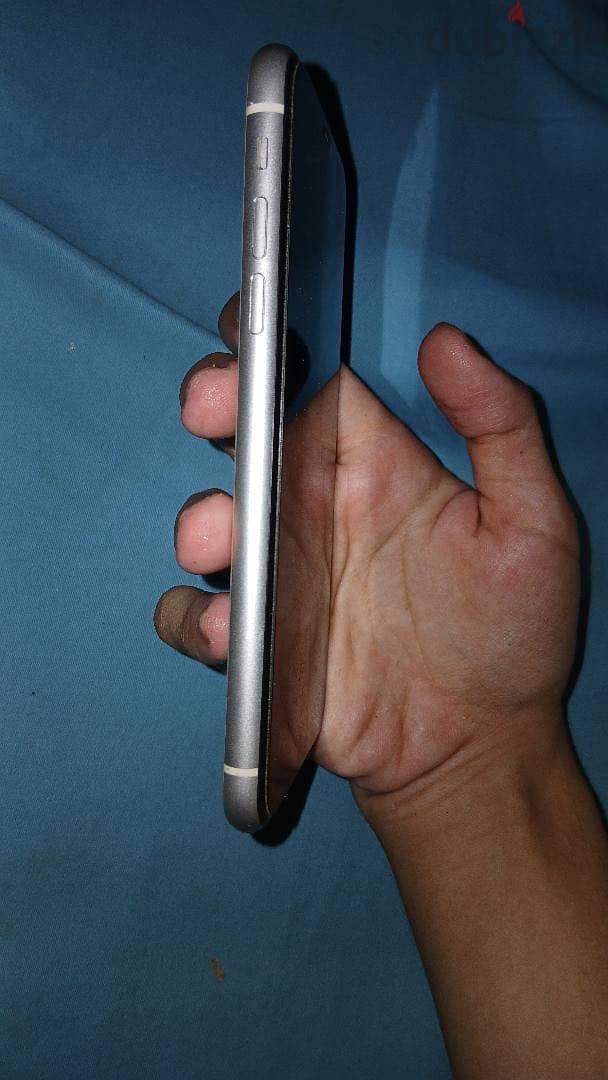 Apple - iPhone 11 6
