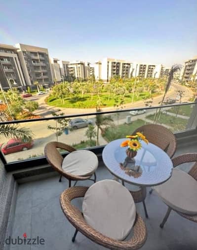Apartment at half price in Taj City compound taj city in the gathering directly in front of the airport and in front of the Kempinski hotel