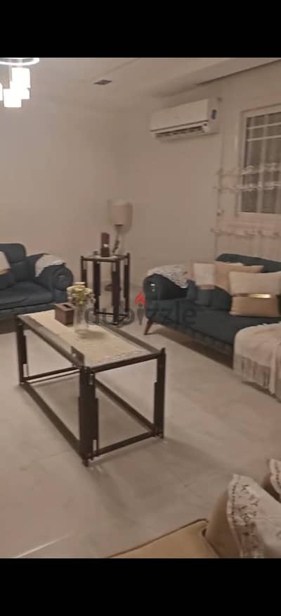 شقه للبيع