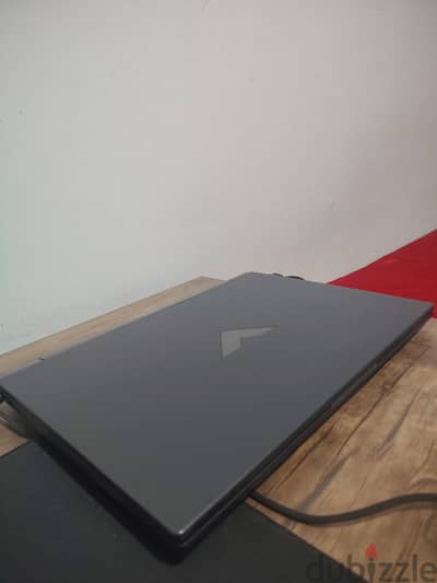 HP Victus