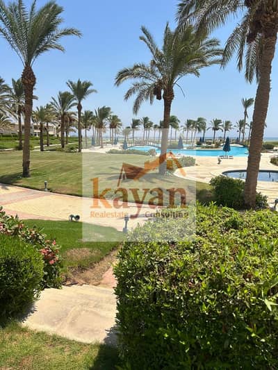 Standalone villa, first row on the sea, La Vista 4, Ain Sokhna