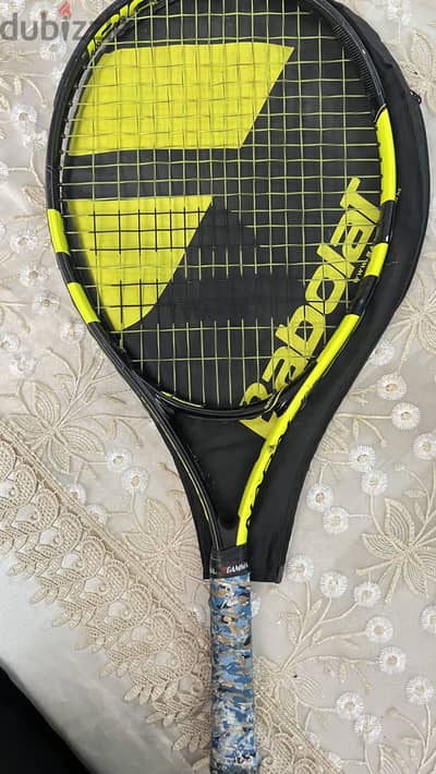 مضرب تنس babolat