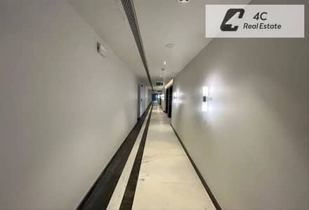 مكتب للايجار في هايد بارك - التجمع الخامس - موقع متميز جدا في الكمباوند - اقل سعر للايجار for rent in hyde park