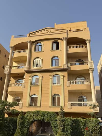 شقة ٢٣٠ م٢ نصف تشطيب بالنرجس عمارات …. من المالك مباشرة ولا يوجد وسيط