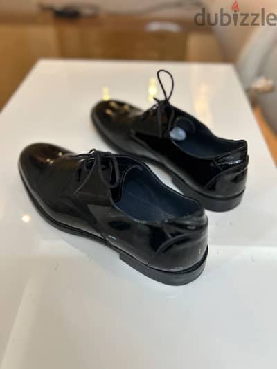 جزمة Guy Laroche Paris
