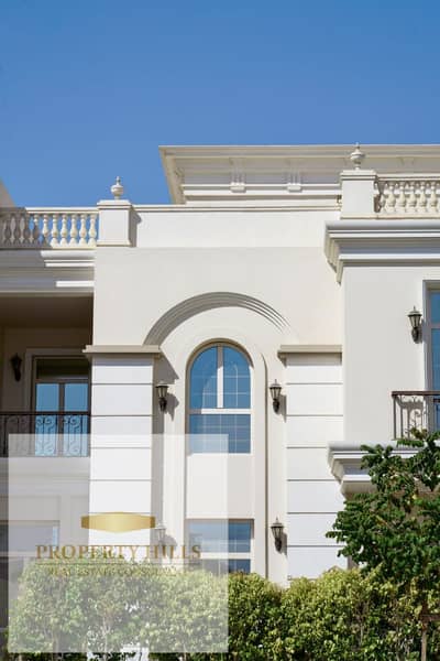 Vip villa with an area of 310 meters in a very distinctive classic system with super-lux finish. You will receive it immediately. Its price is 24 million cash.