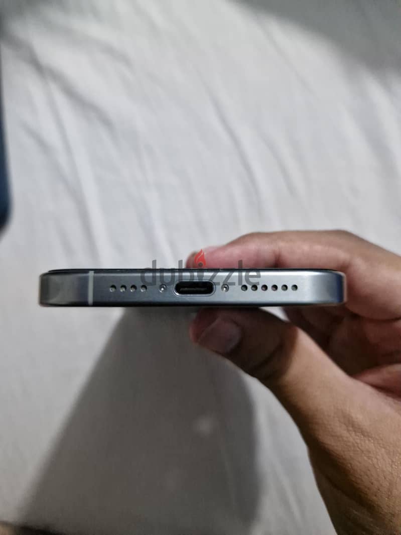 Apple - iPhone 15 Pro Max 5
