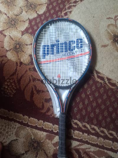 تلات مضارب تنس