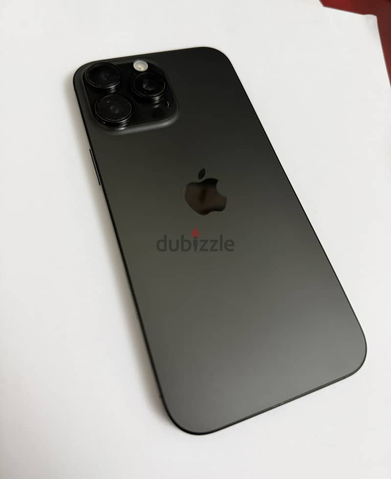 Apple - iPhone 16 Pro Max 1