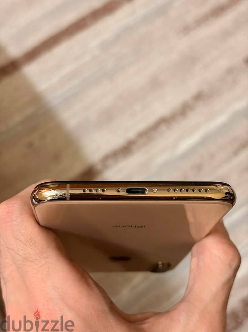 Apple - iPhone XS Max 2