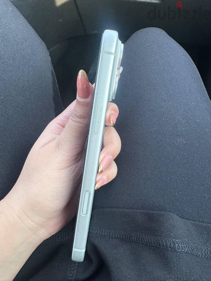 Apple - iPhone 17 Pro Max 1