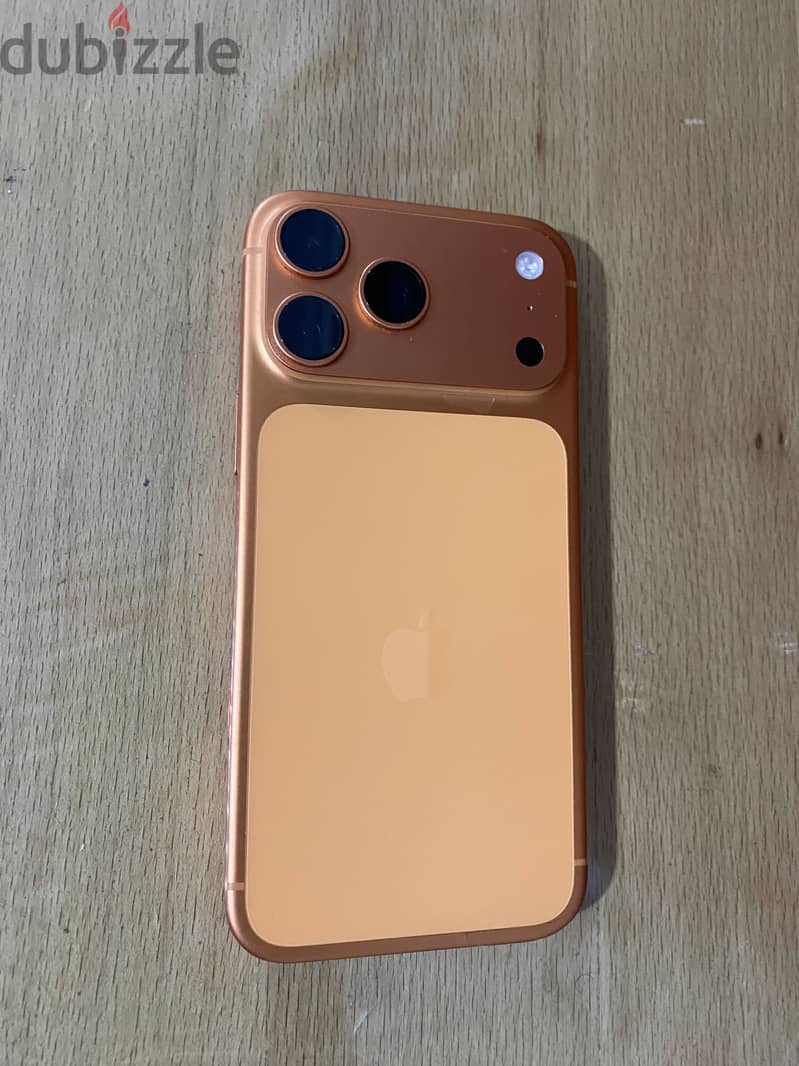Apple - iPhone 17 Pro Max 4