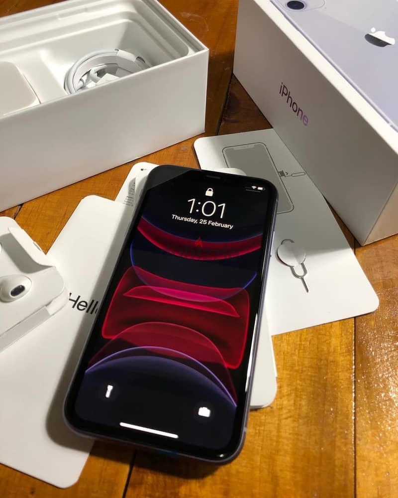 Apple - iPhone 11 1