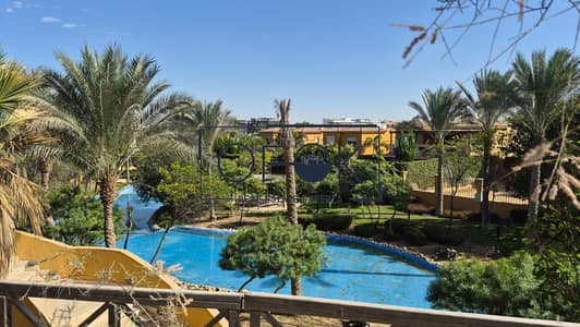 فرصة  (Stand Alone) فيلا  للبيع في كمبوند جاردينيا سبرنجز (Gardenia Springs) تشطيب راقٍ وموقع مميز تطل على البحيرة