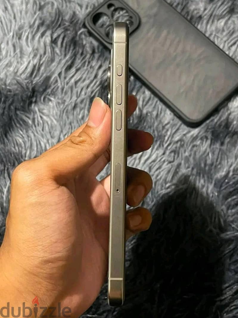 Apple - iPhone 15 Pro Max 2