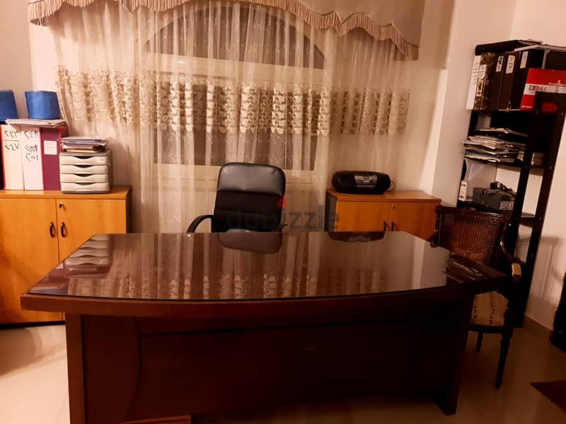 Manager desk for sale 1