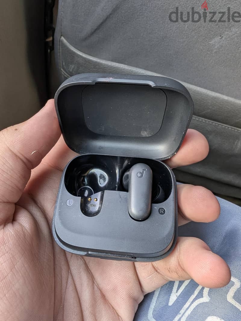 sound core r50i NC 1