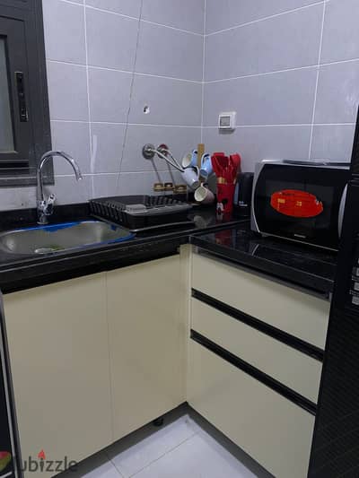 Furnished apartment for rent in Prifado in Madinaty, 100 meters, two bedrooms, two bathrooms, and a kitchen with excellent furniture and super lux finishing. 40,000 is required for communication 01017251574