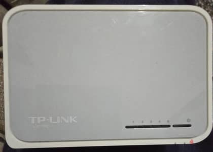 TP link محول ٥ منافذ
