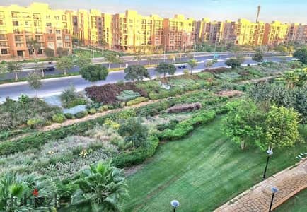 شقة 175م للبيع في مدينتي نموذج 300 تشطيب خاص فيو مجرى السيل