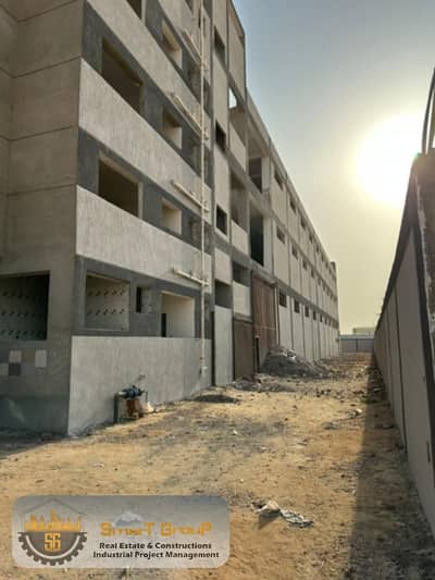 مصنع للبيع بمدينة بدر | 2,850م² | 3 أدوار إنتاج صافي 1,850م² لكل دور | كهرباء 500 ك. ف. أ