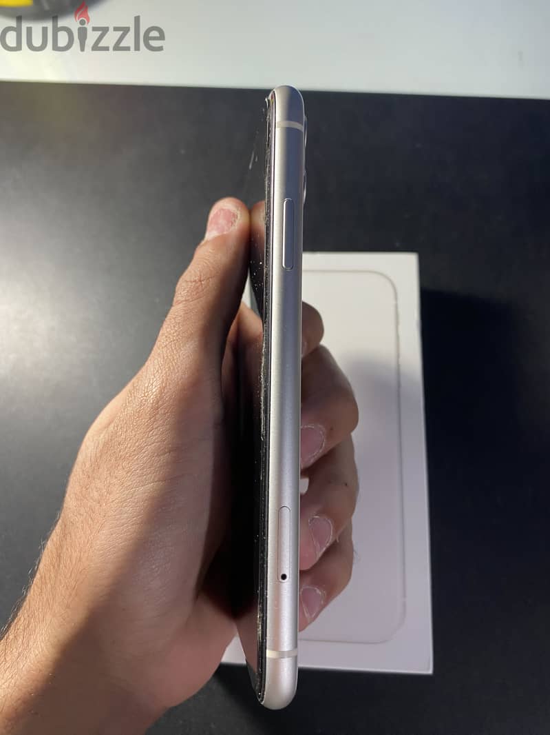 Apple - iPhone 11 5