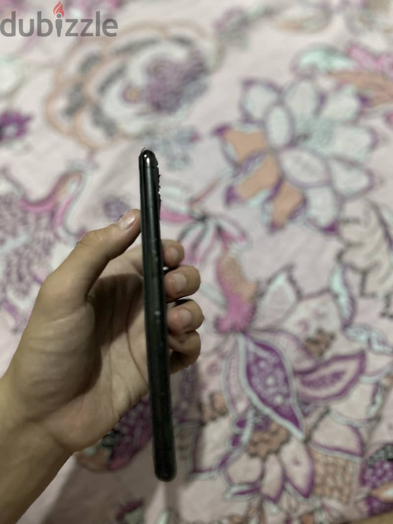 Apple - iPhone 11 Pro Max - 256G B100% 4