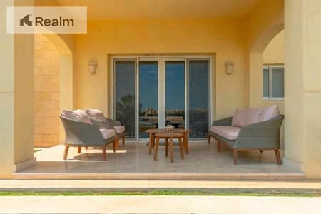 Ground floor lagoon view Furnished with Nanny's room