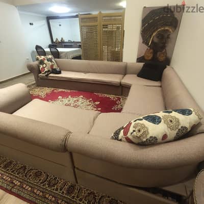 شقه بيزمنت للايجار