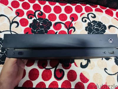 Xbox One X | 1T