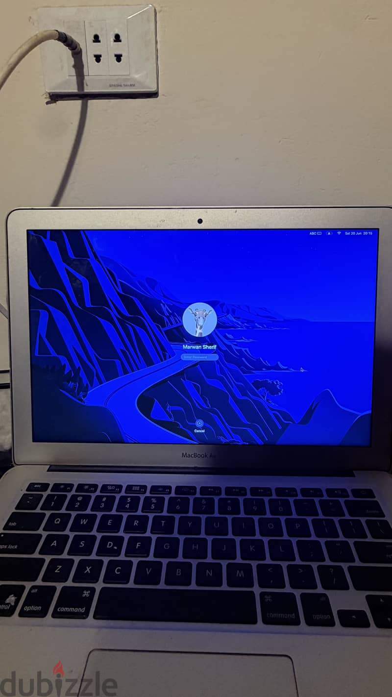 MacBook Air 13-inch 2017 4