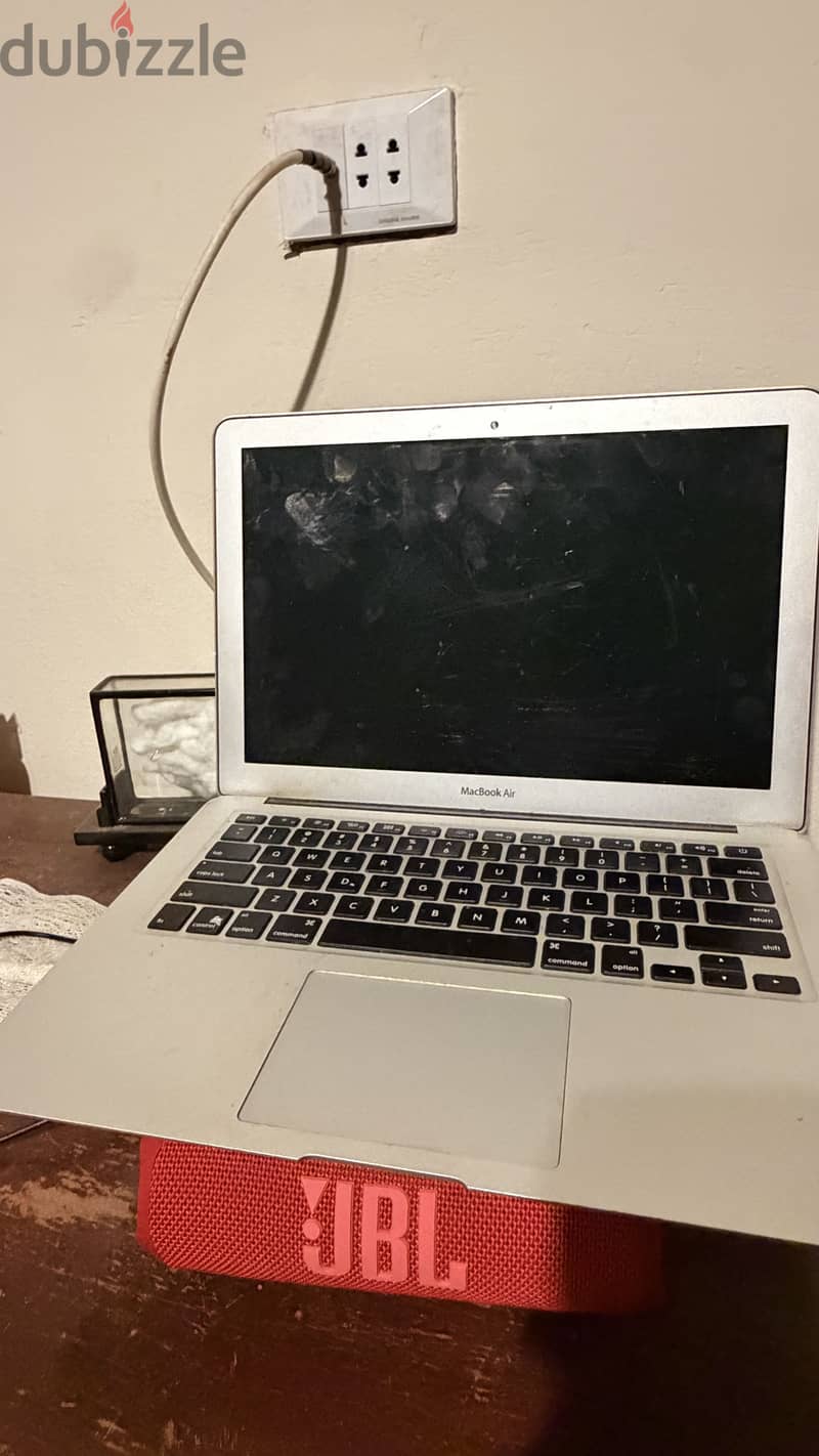 MacBook Air 13-inch 2017 5