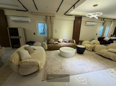 Duplex for sale in the Ninth District in Sheikh Zayed, ultra-super-lux finishing, fully furnished