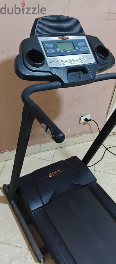 مشاية رياضية