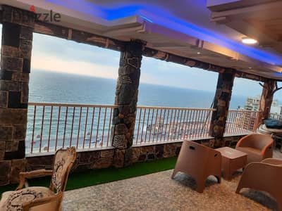 Penthouse for daily rent in Stanley on the sea 180m air-conditioned sea view (stanly roof