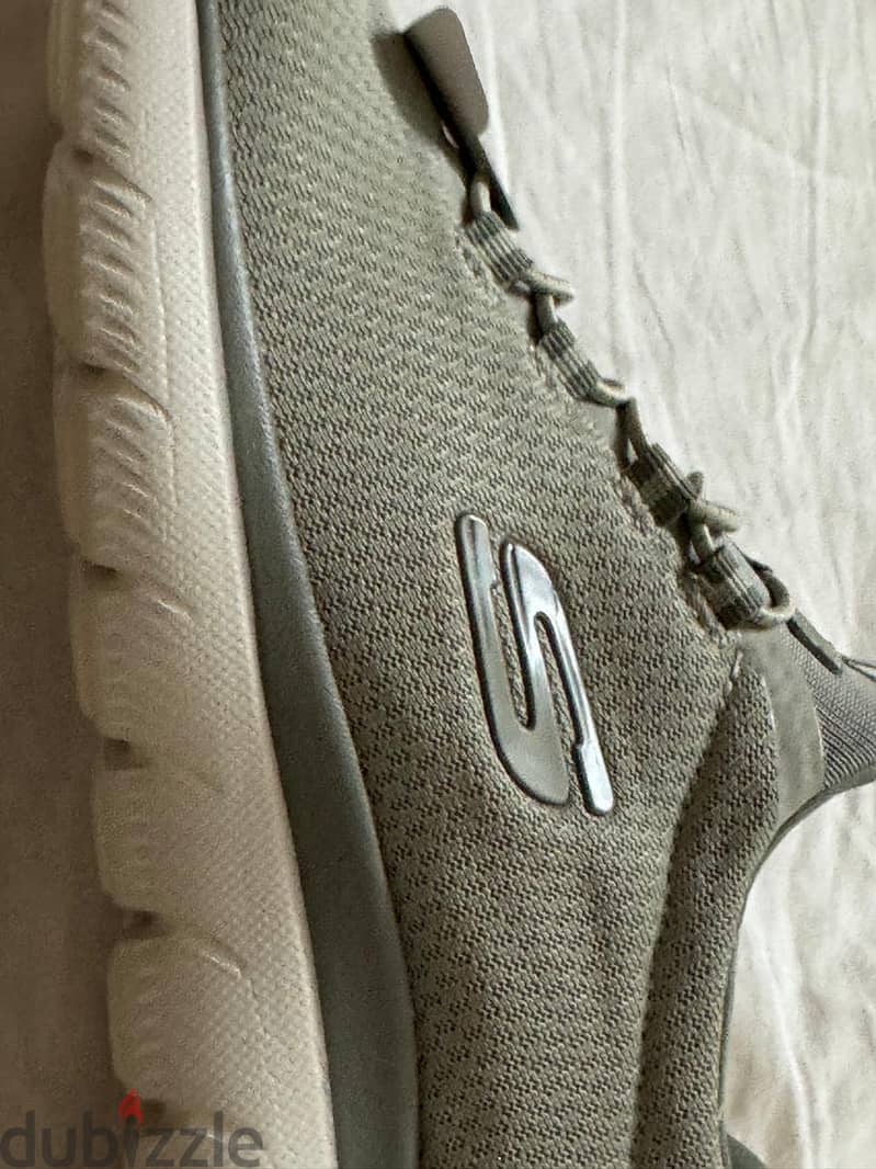 Skecher 2