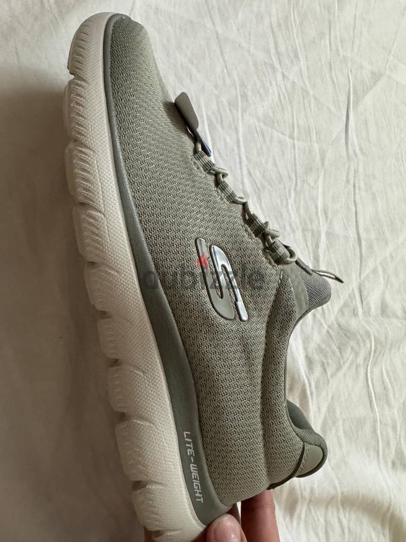 Skecher 4