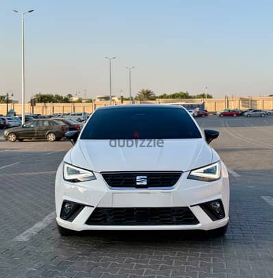 سيات إبيزا 2024 fr فبريكه زيرو عداد 16 الف صيانات توكيل بلفواتير
