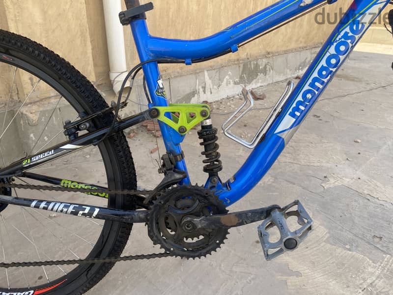Mongoose mountain bike 3