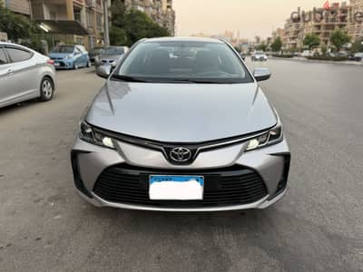 تويوتا كورولا 2020 ماشيه ١٠٠ الف صيانات توكيل مالك اول