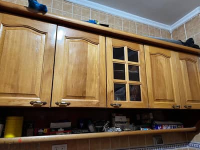 مطبخ خشب بالرخامه