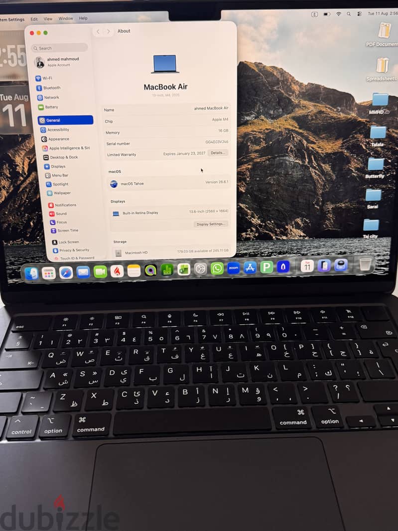 MacBook 4