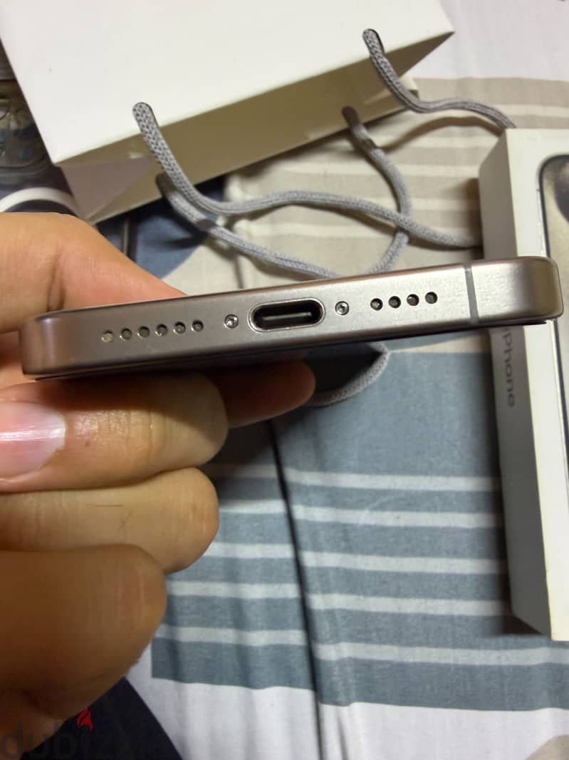 Apple - iPhone 15 Pro Max 2