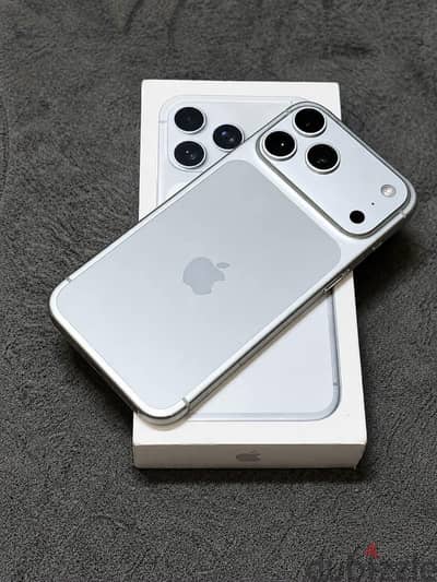 Apple - iPhone 17 Pro Max