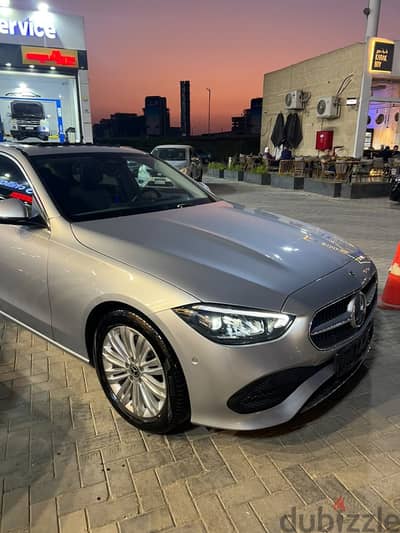 Mercedes-Benz C180 2025