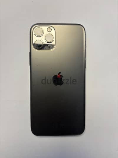 iPhone 11 pro  (as good as new )