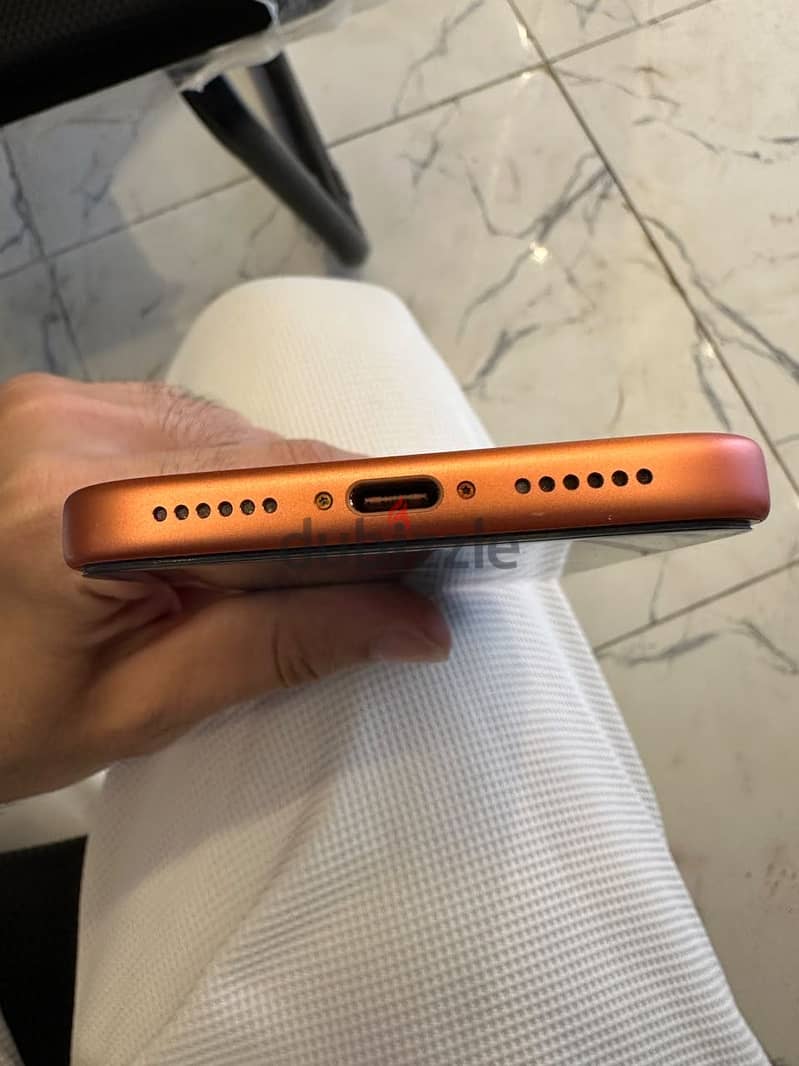 Apple - iPhone 17 Pro Max 4