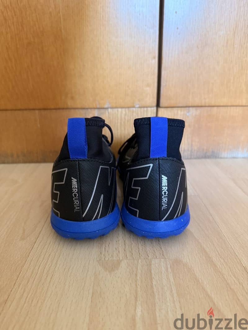 Nike boots ( Kids ) 3
