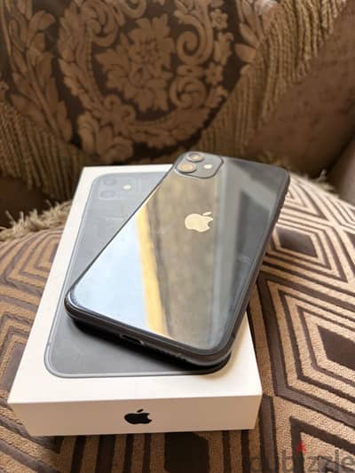 Apple - iPhone 11